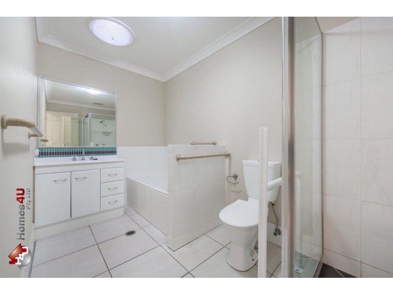 2/53 Coman St S, Rothwell QLD 4022