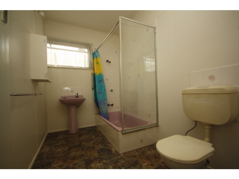 277 Anzac Ave, Kippa-ring QLD 4021