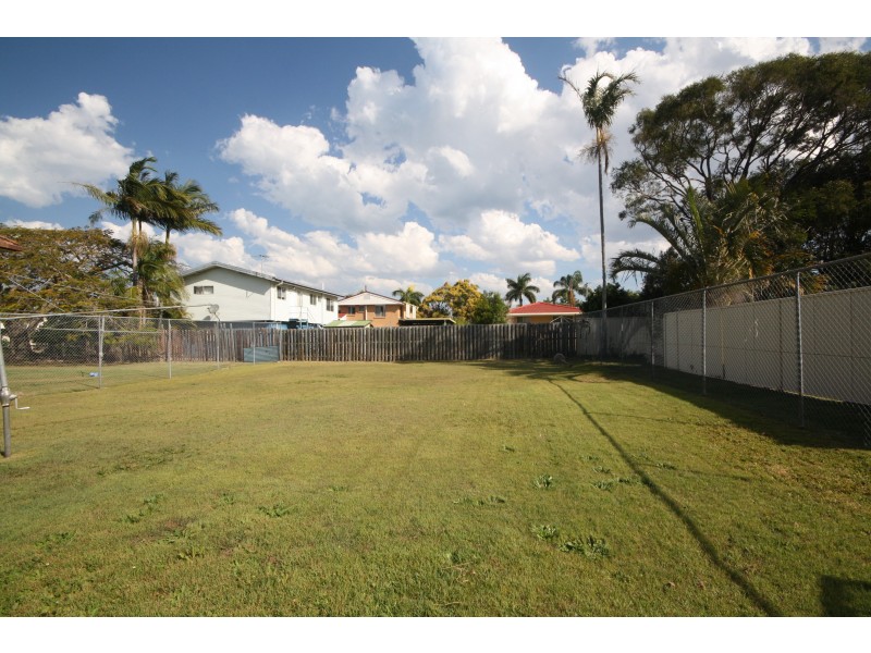 277 Anzac Ave, Kippa-ring QLD 4021