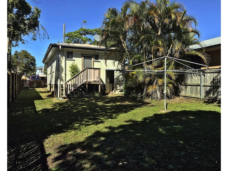 12 Dunbar St, Margate QLD 4019