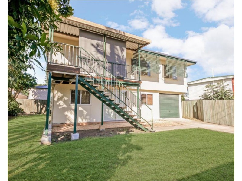 16 Roma St, Scarborough QLD 4020