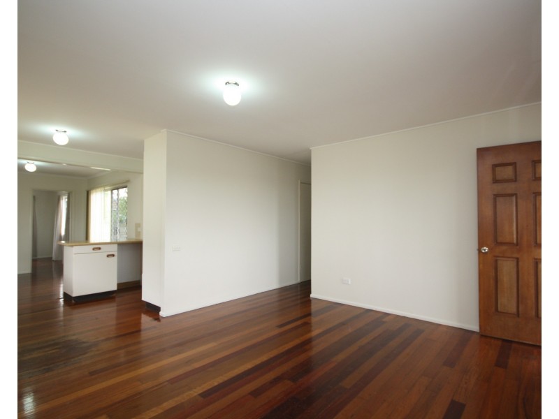 27 Kippa St, Kippa-ring QLD 4021