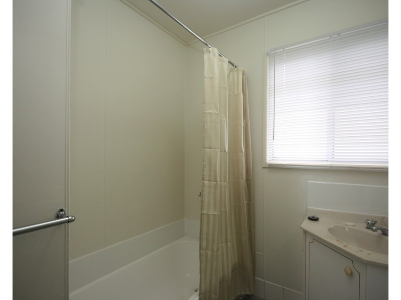 27 Kippa St, Kippa-ring QLD 4021