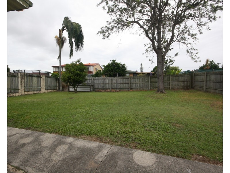 27 Kippa St, Kippa-ring QLD 4021