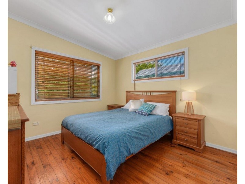 17 Meadfoot Rd, Virginia QLD 4014