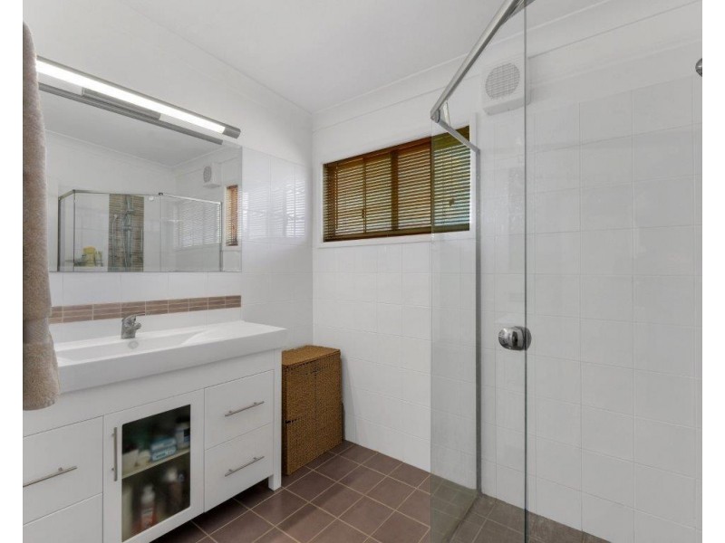 17 Meadfoot Rd, Virginia QLD 4014