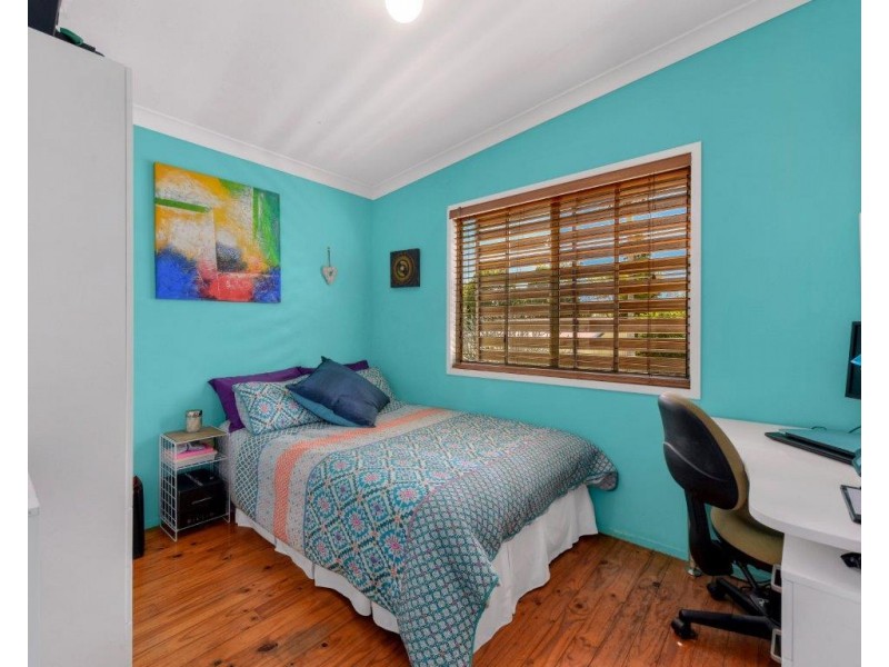 17 Meadfoot Rd, Virginia QLD 4014