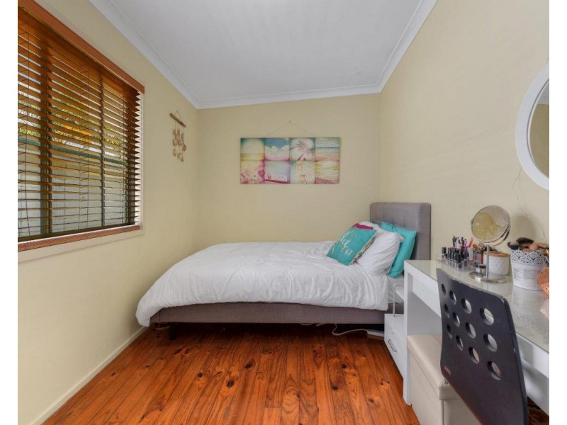 17 Meadfoot Rd, Virginia QLD 4014