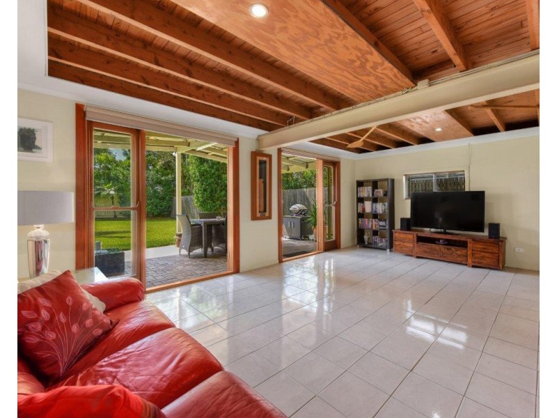 17 Meadfoot Rd, Virginia QLD 4014