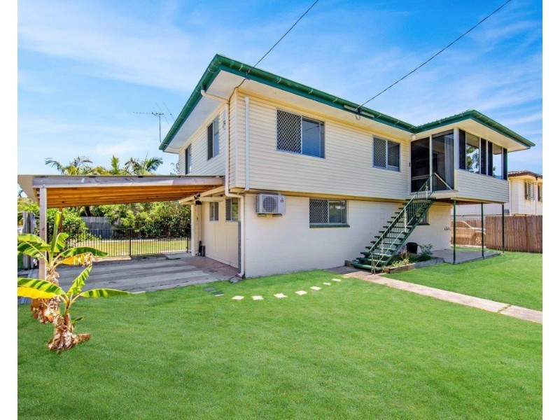 10 Wendy Cres, Clontarf QLD 4019