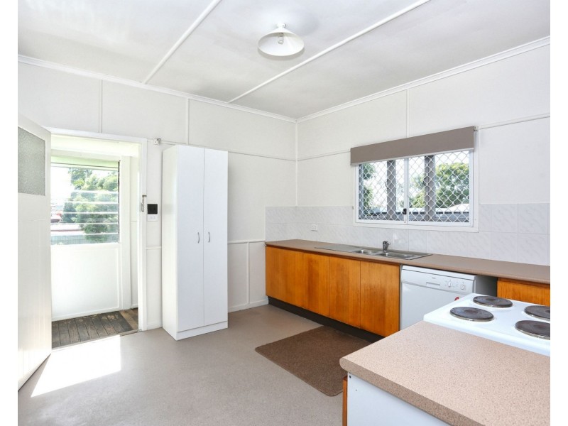 78 Plume Street, Redcliffe QLD 4020