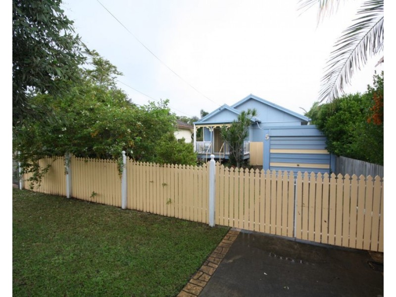 5 Dodds St, Margate QLD 4019