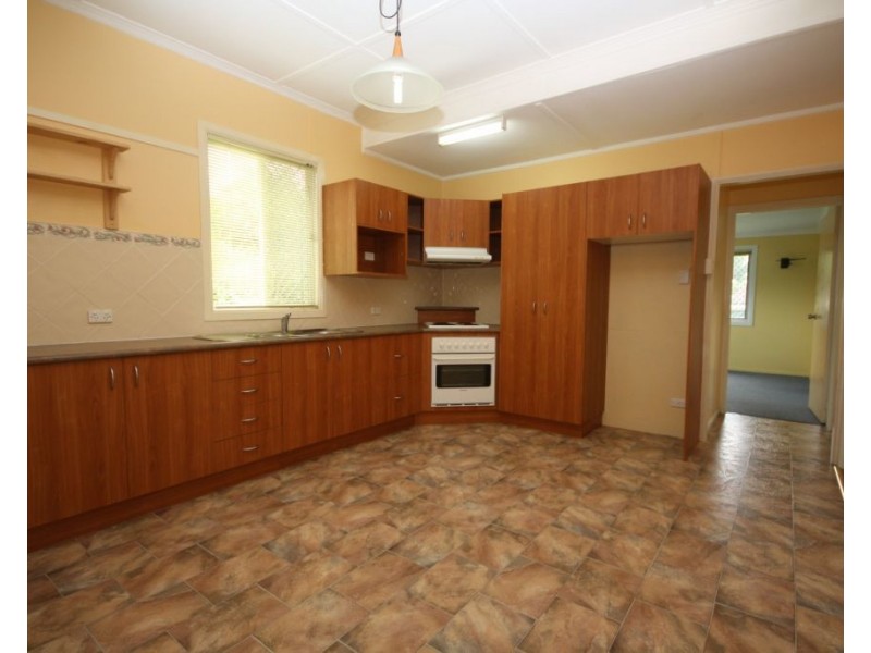 5 Dodds St, Margate QLD 4019