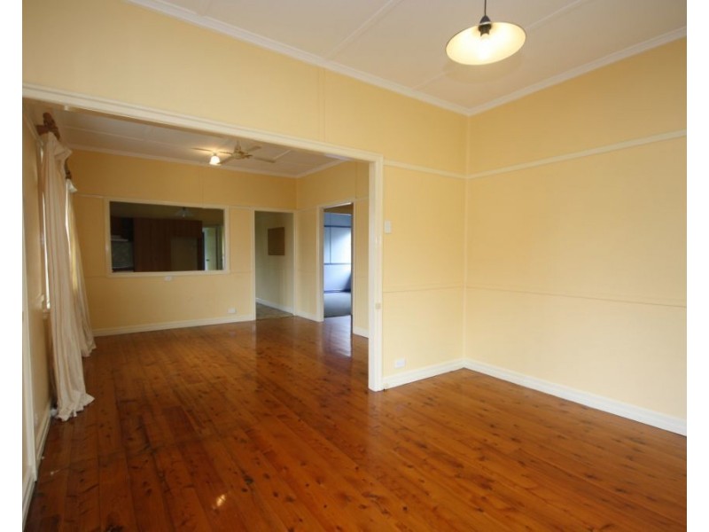 5 Dodds St, Margate QLD 4019