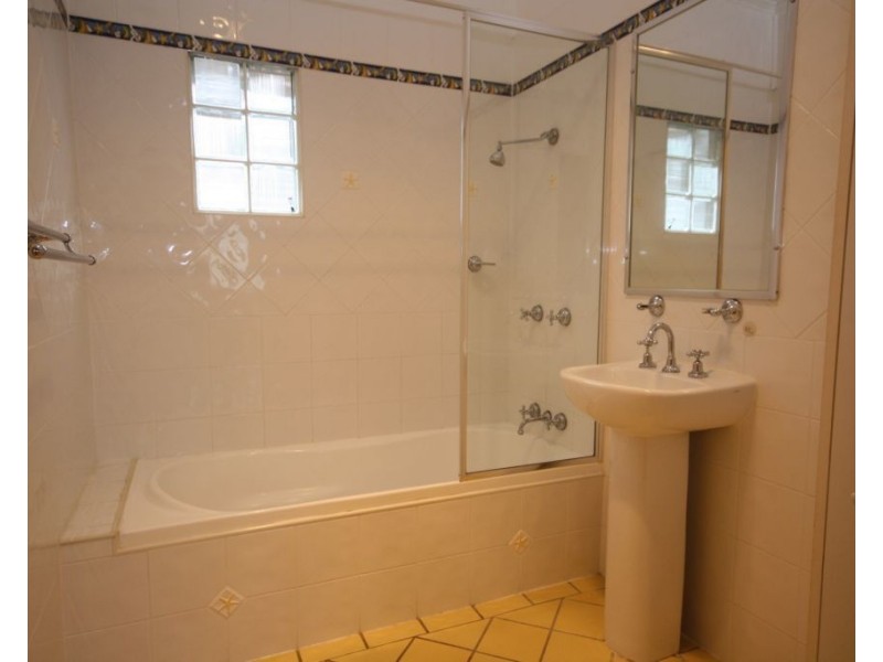 5 Dodds St, Margate QLD 4019