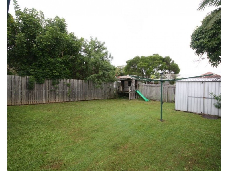 5 Dodds St, Margate QLD 4019