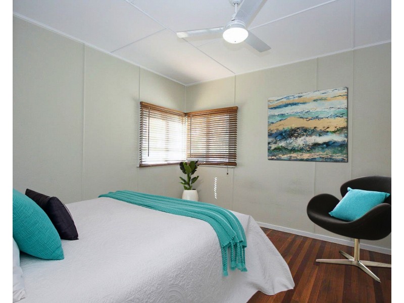 5 Reedy St, Redcliffe QLD 4020