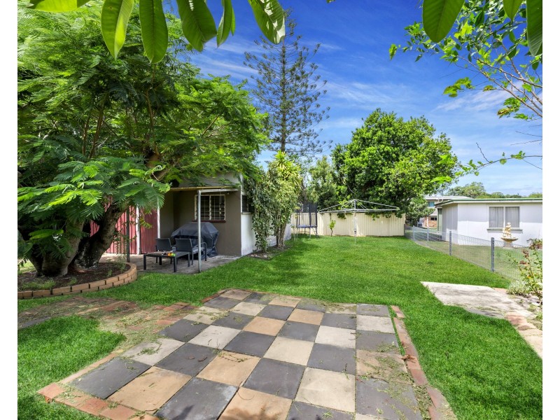 5 Reedy St, Redcliffe QLD 4020