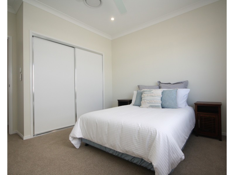 46 Spinnaker Boulevarde, Newport QLD 4020