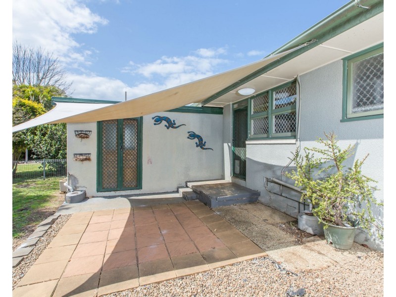 8 Croston Street, Clontarf QLD 4019
