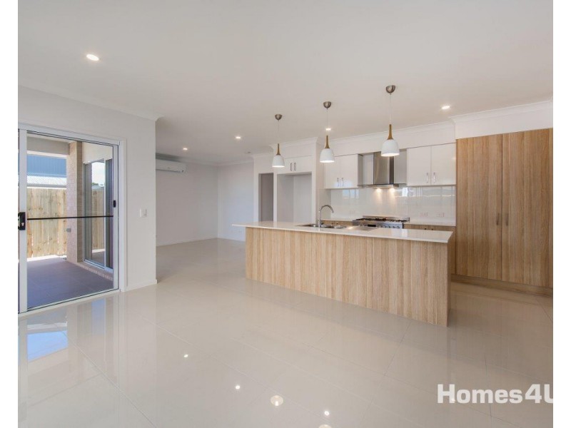 5 Buccaneer St, Newport QLD 4020
