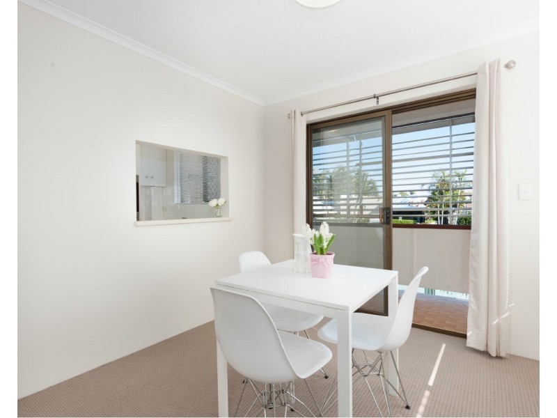 2/408 Oxley Avenue, Redcliffe QLD 4020