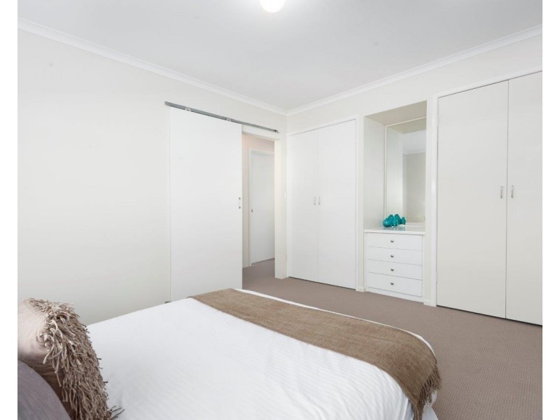 2/408 Oxley Avenue, Redcliffe QLD 4020