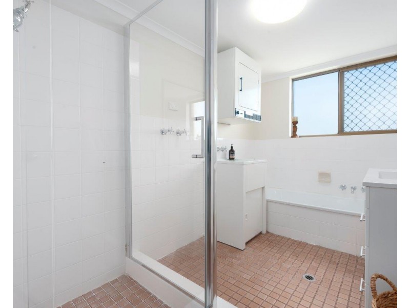 2/408 Oxley Avenue, Redcliffe QLD 4020