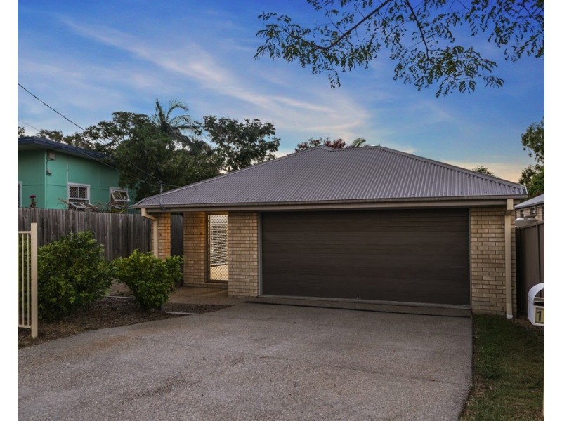 109 Scarborough Rd, Redcliffe QLD 4020