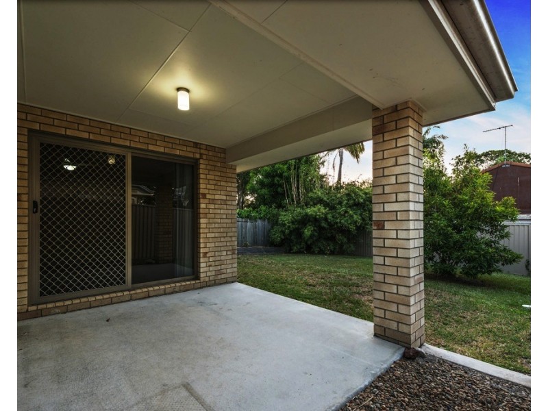 109 Scarborough Rd, Redcliffe QLD 4020
