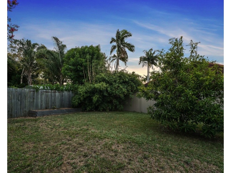 109 Scarborough Rd, Redcliffe QLD 4020