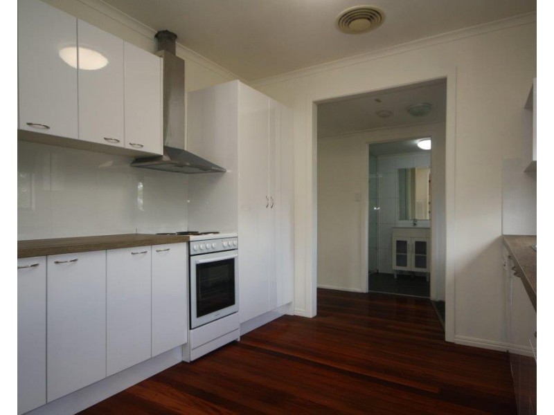 98 Lascelles St, Brighton QLD 4017