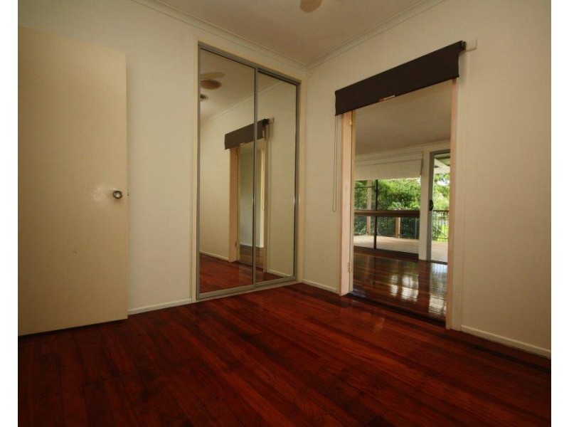 98 Lascelles St, Brighton QLD 4017