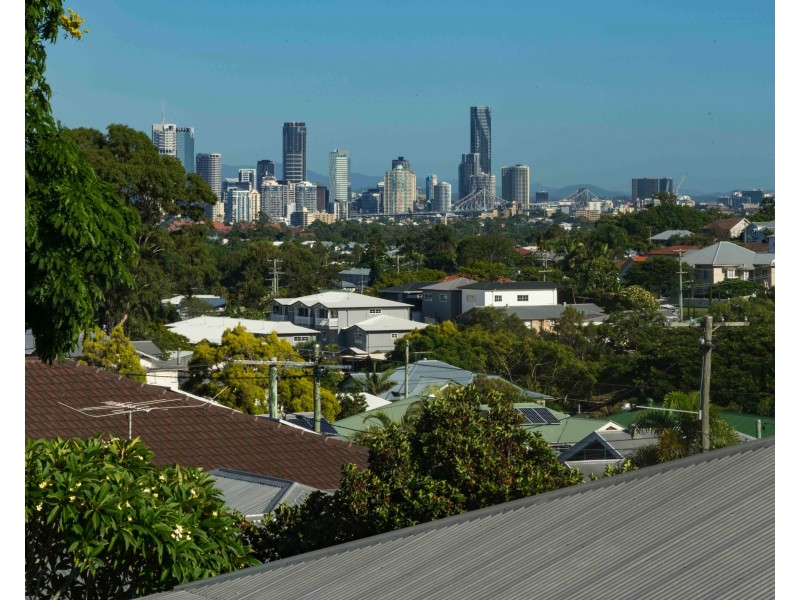 33 Lockyer St, Camp Hill QLD 4152