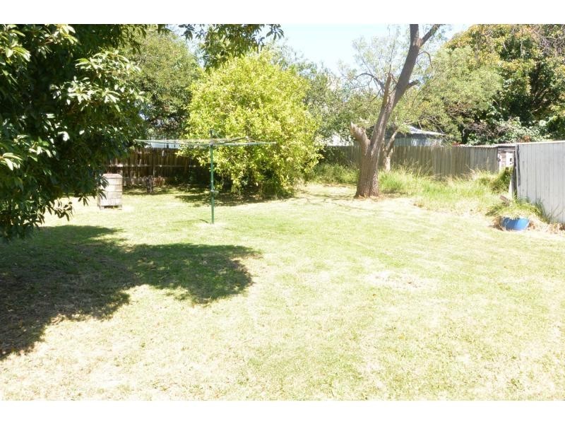 76 Menzies Avenue, Dandenong North VIC 3175