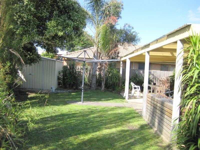 11 Camdale Close, Hampton Park VIC 3976