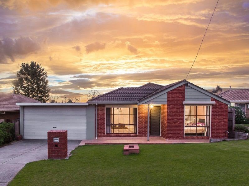 7 Medinah Rise, Hampton Park VIC 3976