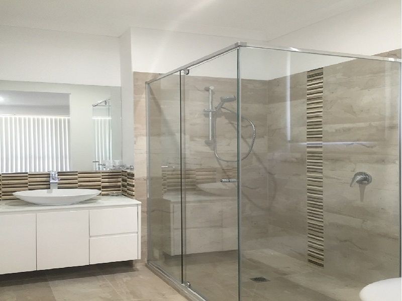 18 Yellow Gum Drive, Pakenham VIC 3810