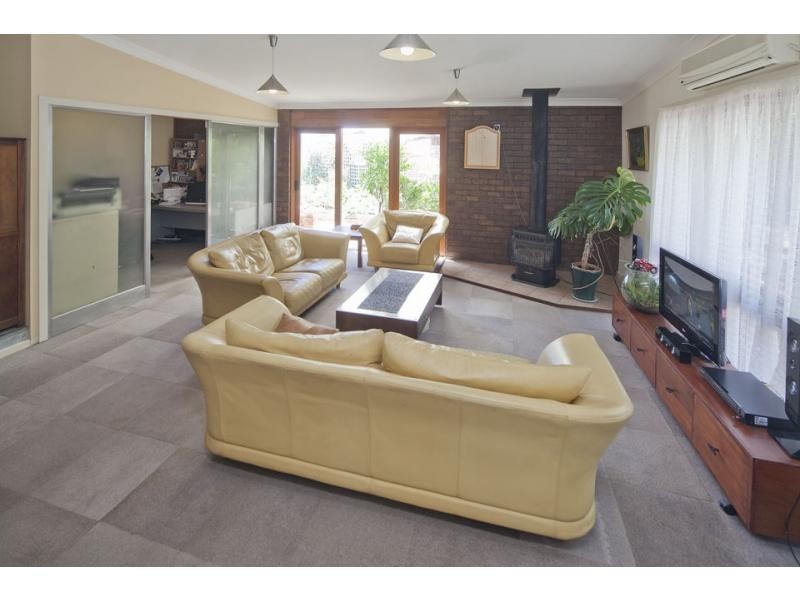 2 Carter Street, Noble Park VIC 3174