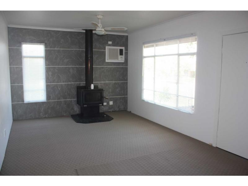 12 Ash Street, Doveton VIC 3177