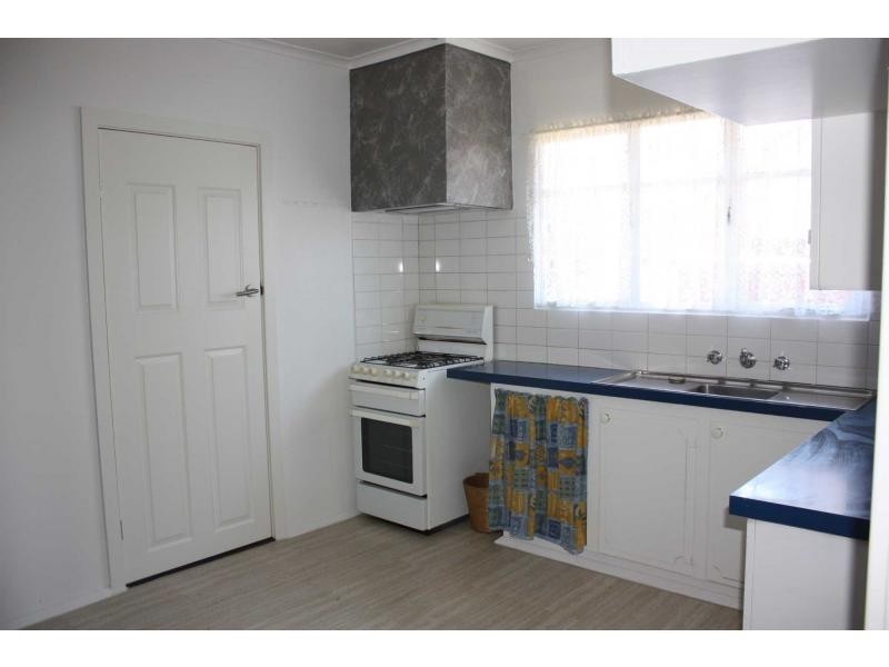 12 Ash Street, Doveton VIC 3177