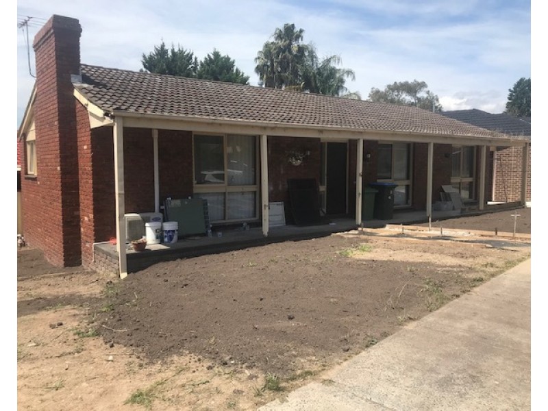 16 Grove End Road, Endeavour Hills VIC 3802