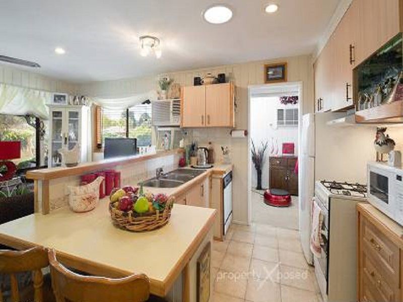 42 Sheoak Street, Doveton VIC 3177