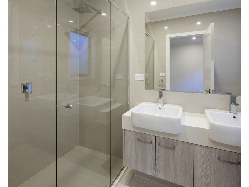 48 Bona Vista Rise, Clyde VIC 3978