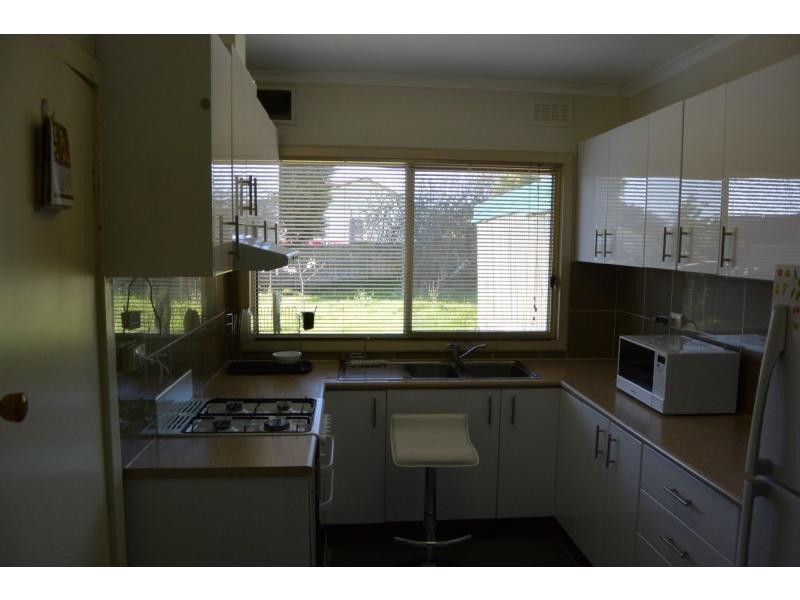 4 Pittosporum Grove, Doveton VIC 3177