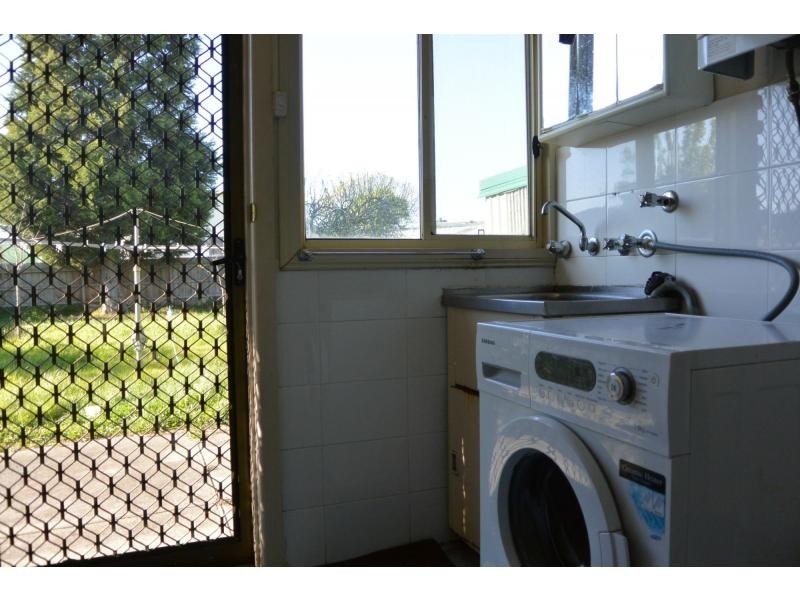 4 Pittosporum Grove, Doveton VIC 3177