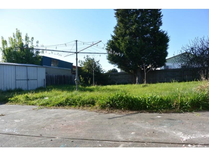 4 Pittosporum Grove, Doveton VIC 3177