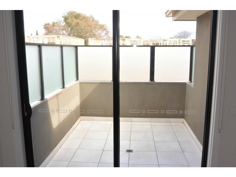 3/28 Burrows Avenue, Dandenong VIC 3175