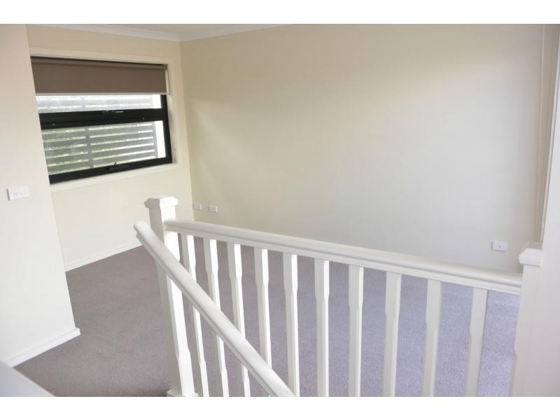 3/28 Burrows Avenue, Dandenong VIC 3175