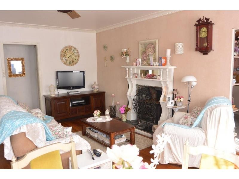 4 Hibiscus Court, Doveton VIC 3177